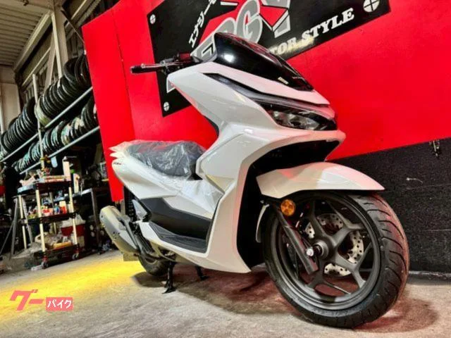 Honda PCX160 KF47 Type-C FI LED ABS 2025 — миниатюра 3