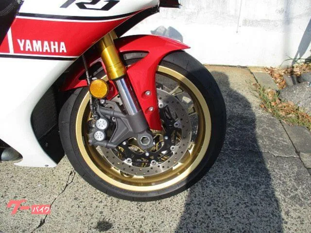 Yamaha YZF-R1 60th ETC 2 2023 — миниатюра 5
