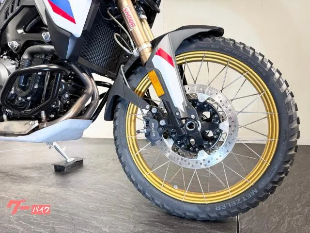 BMW F900GS SHOWA 2024 — миниатюра 5