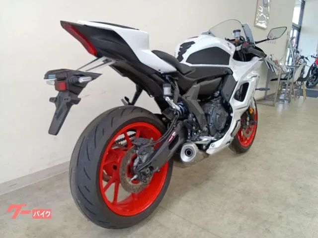 Yamaha YZF-R7 // 2023 — миниатюра 3