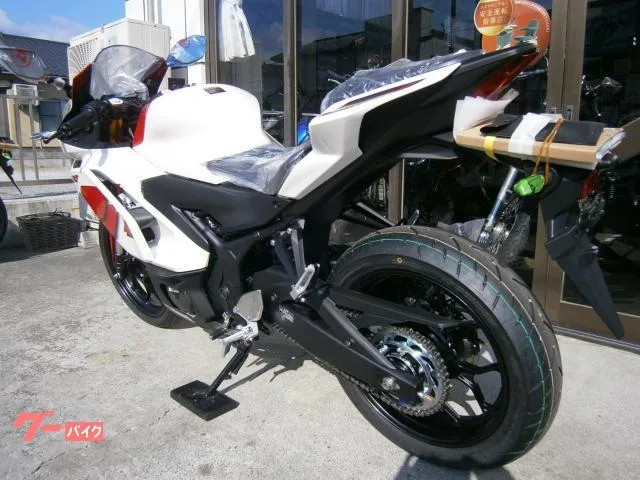 Yamaha YZF-R3 ABS 70th 2 2026 — миниатюра 3