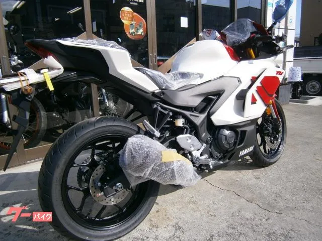 Yamaha YZF-R3 ABS 70th 2 2026 — миниатюра 4