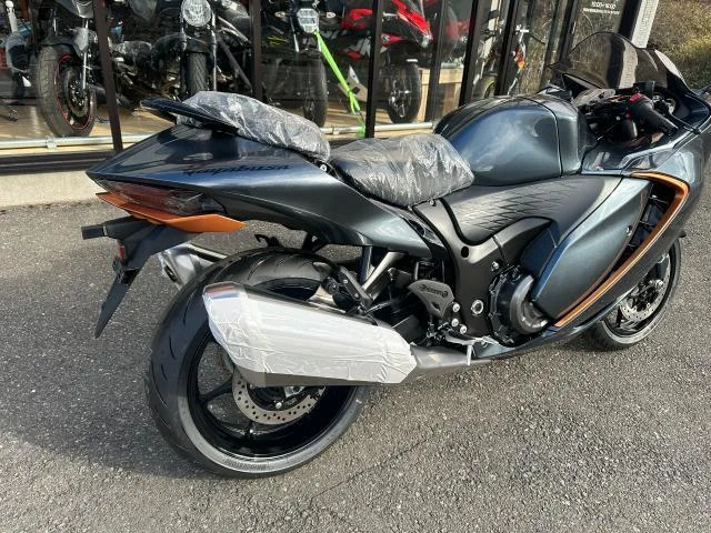 Suzuki (GSX1300R Hayabusa) 2026 — миниатюра 3