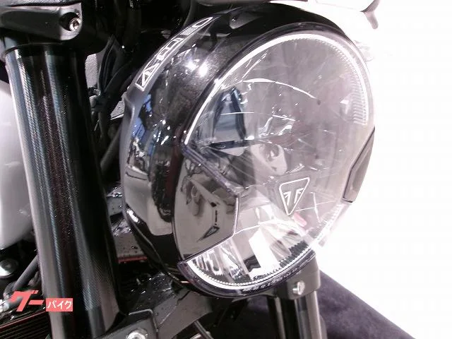 TRIUMPH 660 TRIPLE TRIBUTE EDITION 2024 — миниатюра 3