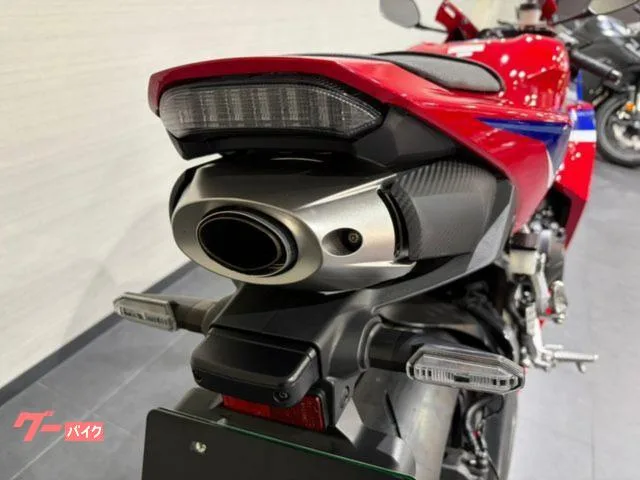 Honda CBR600RR 2024 — миниатюра 3