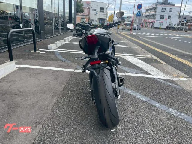 TRIUMPH 765RS 2025 — миниатюра 4