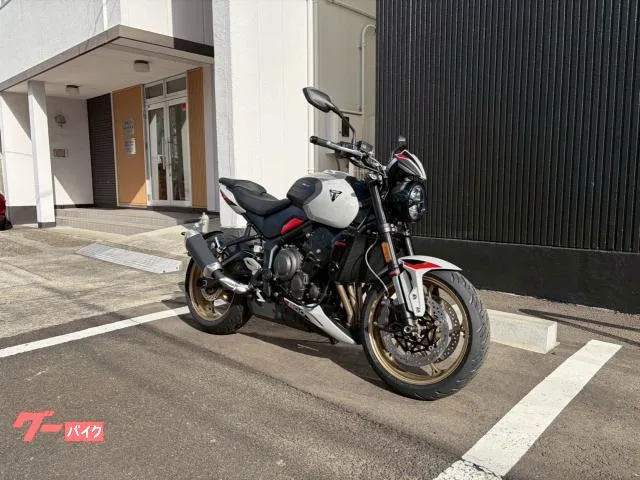 TRIUMPH 800 2026 — миниатюра 5