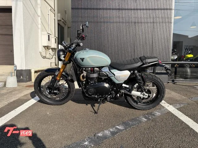 TRIUMPH 900 2026 — миниатюра 2