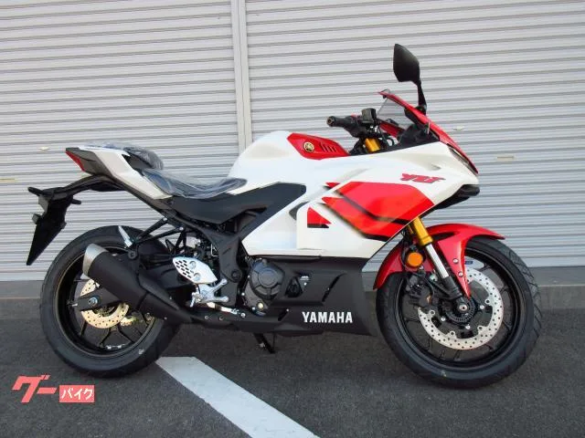 Yamaha YZF-R25 70th Anniversary Edition 2026 — миниатюра 2