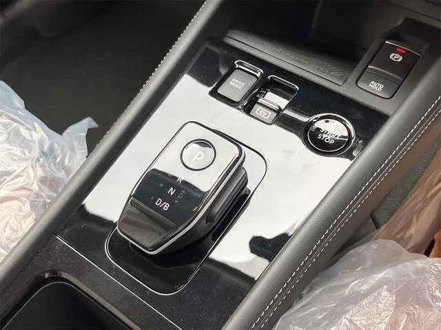 Nissan KICKS X 2024 — миниатюра 3