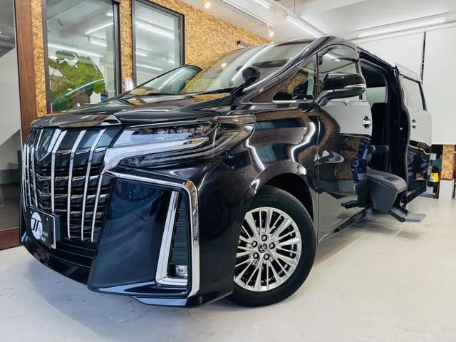 Toyota ALPHARD HYBRID SR 2023 — фото 1, купить с доставкой в Москву