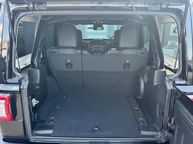Chrysler Jeep JEEP WRANGLER UNLIMITED SAHARA 2022 — миниатюра 3