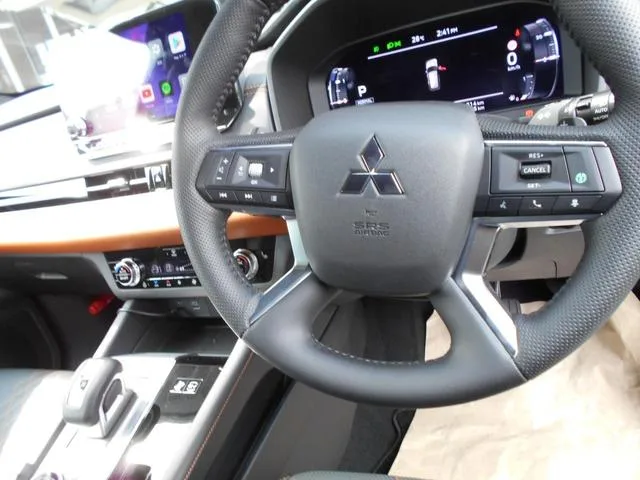 Mitsubishi OUTLANDER PHEV P 2022 — миниатюра 4