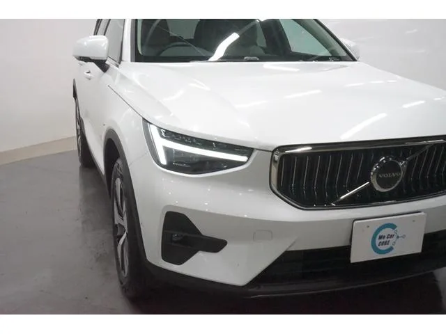 Volvo XC40 ULTRA B3 2026 — миниатюра 3