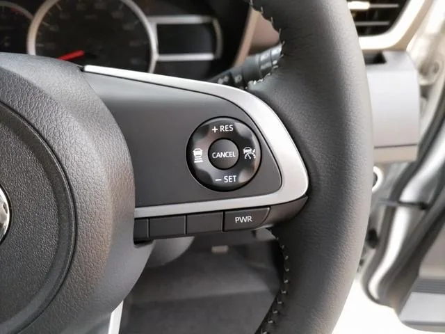 Toyota ROOMY CUSTOM G 2024 — миниатюра 4