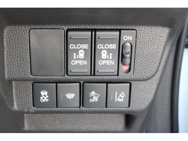 Honda FREED PLUS HYBRID HYBRID CROSSTAR 2024 — миниатюра 5