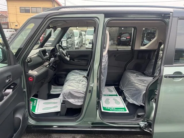 Mitsubishi DELICA MINI G PREMIUM LIMITED EDITION 2025 — миниатюра 3