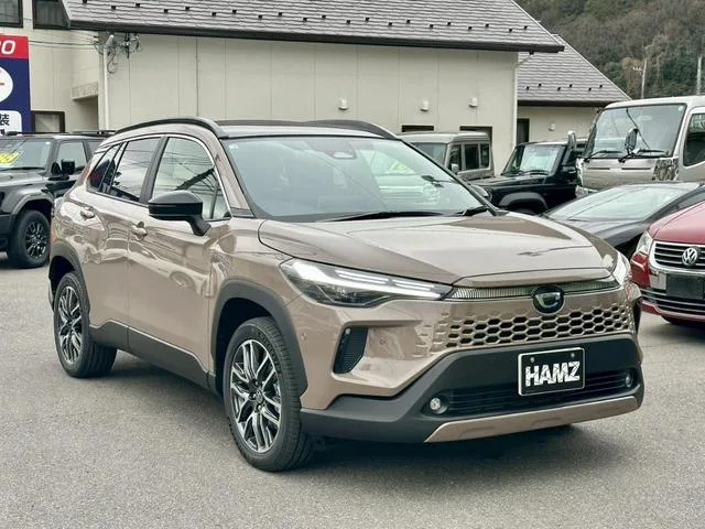 Toyota CorollaCross HYBRID Z 2026 — миниатюра 4