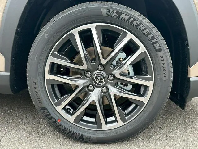 Toyota CorollaCross HYBRID Z 2026 — миниатюра 5
