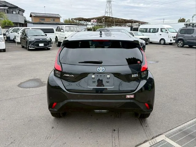 Toyota AQUA Z 2023 — миниатюра 2