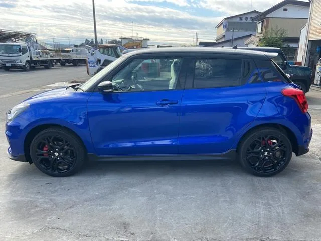 Suzuki SWIFT SPORT ZC33S FINAL EDITION 2025 — миниатюра 3