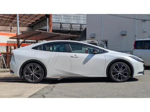 Toyota Prius G 2024 — миниатюра 2
