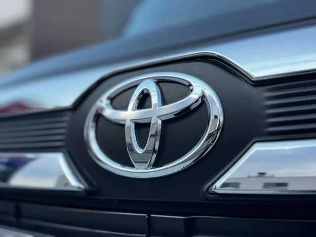 Toyota ROOMY CUSTOM G-T 2024 — миниатюра 4