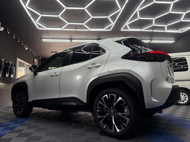 Toyota YARIS CROSS HYBRID Z 2026 — миниатюра 4