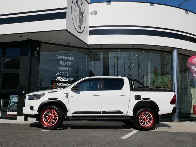 Toyota HILUX 2022 — миниатюра 3