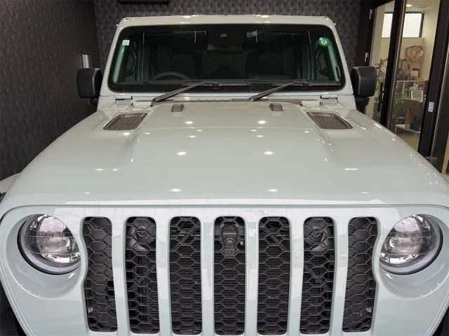 Chrysler Jeep JEEP WRANGLER UNLIMITED SAHARA 2023 — миниатюра 3