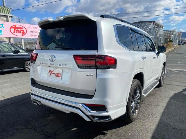 Toyota LAND CRUISER ZX 2023 — миниатюра 5