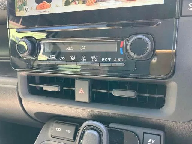 Toyota SIENTA HYBRID Z 2024 — миниатюра 5