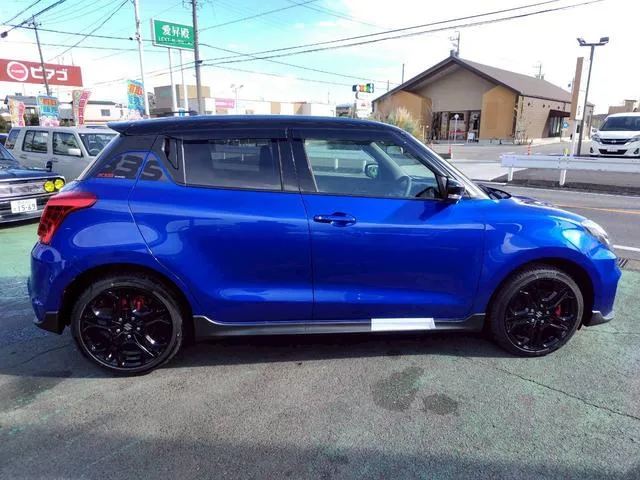 Suzuki SWIFT SPORT ZC33S FINAL EDITION 2025 — миниатюра 3