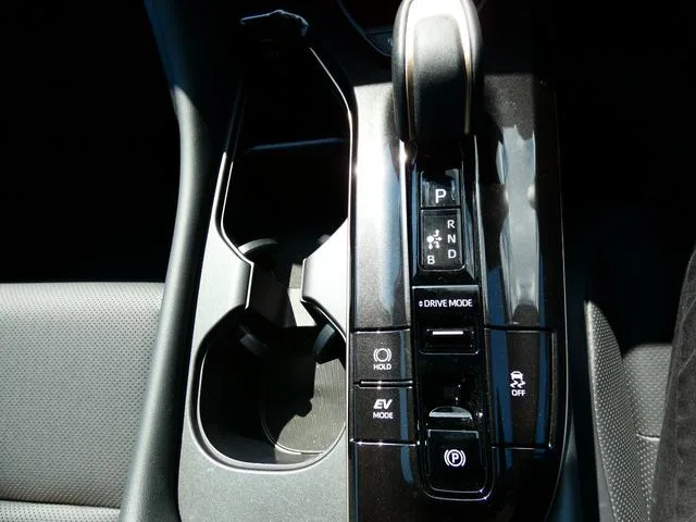 Toyota CROWN SPORT Z 2024 — миниатюра 4