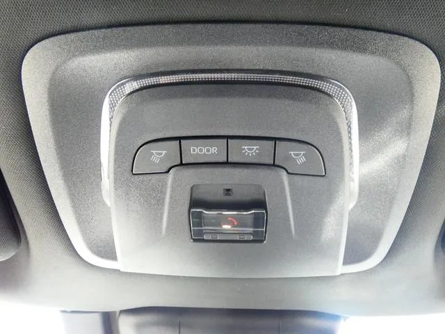 Toyota CROWN ESTATE Z 2025 — миниатюра 3