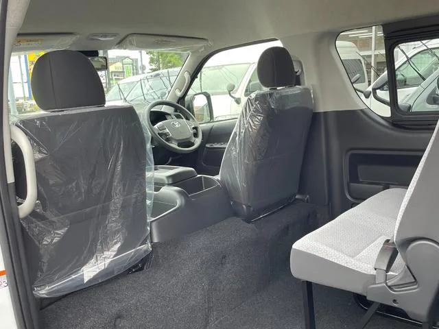Toyota HIACE COMMUTER SUPER LONG GL 2025 — миниатюра 4