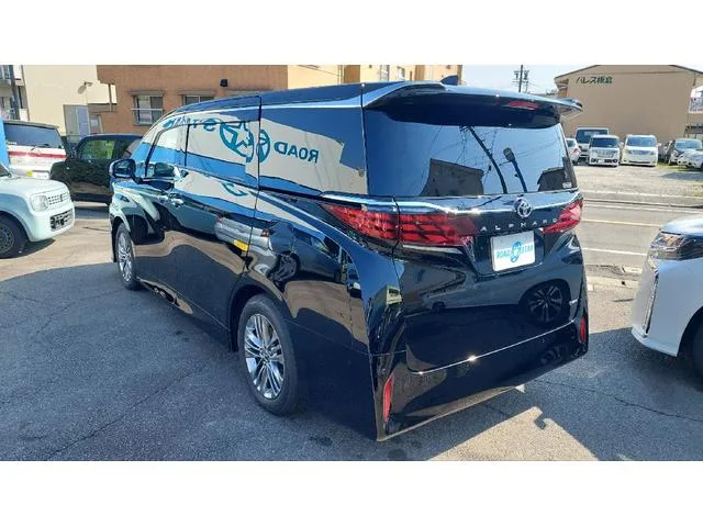 Toyota ALPHARD HYBRID Z 2024 — миниатюра 4