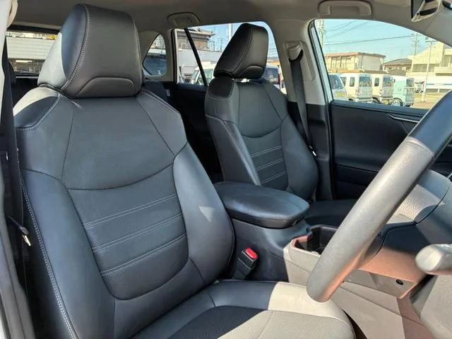 Toyota RAV4 G 2022 — миниатюра 2