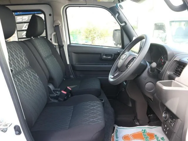 Daihatsu ATRAI RS 2025 — миниатюра 5