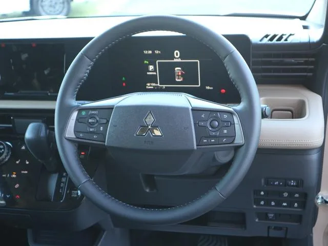 Mitsubishi DELICA MINI T PREMIUM 2026 — миниатюра 3
