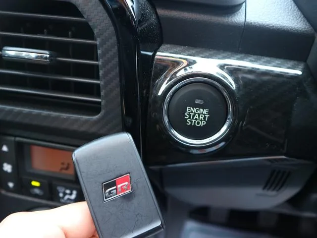 Toyota COPEN GR SPORT 2022 — миниатюра 5