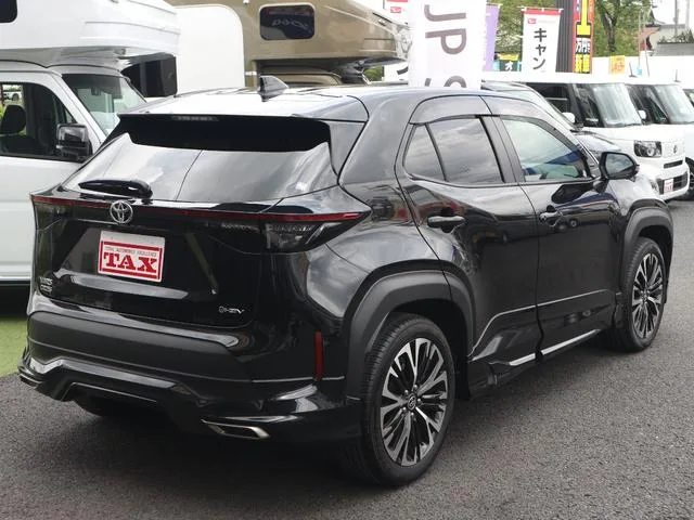 Toyota YARIS CROSS HYBRID Z 2024 — миниатюра 5