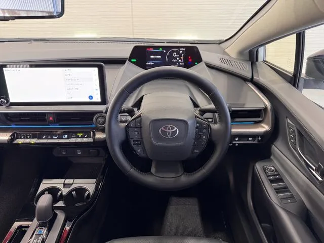 Toyota Prius Z 2023 — миниатюра 3