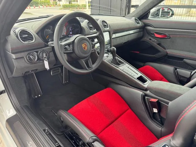 Porsche 718 SPYDER 718 SPYDER RS 2025 — миниатюра 4