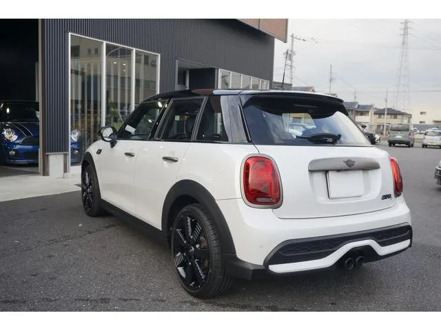 MINI MINI COOPER S RESOLUTE EDITION 2023 — миниатюра 3
