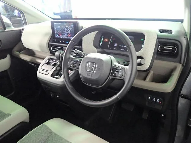 Honda FREED E:HEV AIR EX 2025 — миниатюра 5