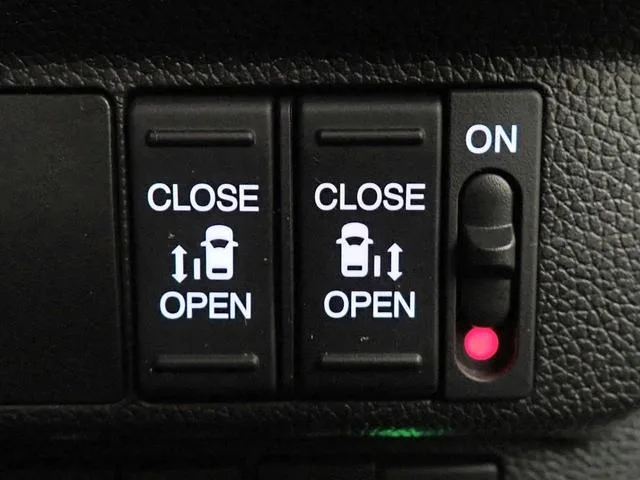 Honda FREED PLUS HYBRID HYBRID CROSSTAR HONDA SENSING 2022 — миниатюра 2