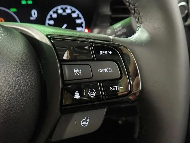 Honda VEZEL E:HEV Z 2025 — миниатюра 3