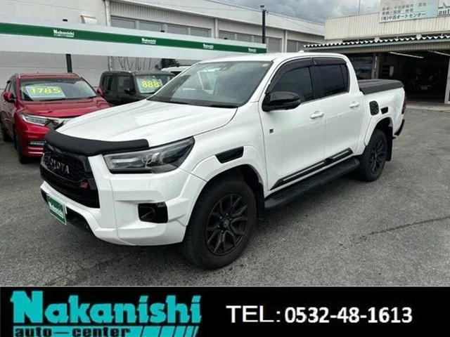 Toyota HILUX Z GR SPORT 2022 — фото 1, купить с доставкой в Москву