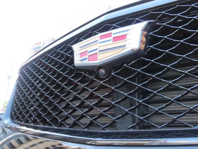 Cadillac CADILLAC XT4 2025 — миниатюра 3